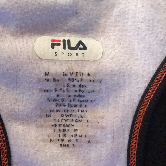 Gym tank top built in bra size med - Picture 2 of 3